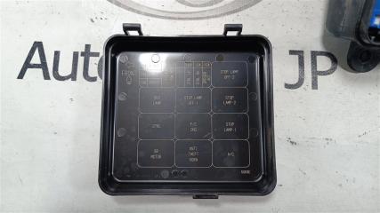 Блок предохранителей под капот NISSAN LEAF ZE1 EM57 2438840F00 3 ракурс