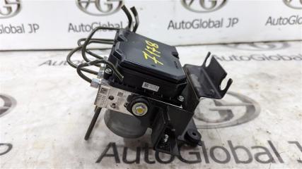 Блок abs NISSAN LEAF ZE1 EM57 476605SK5D 5 ракурс