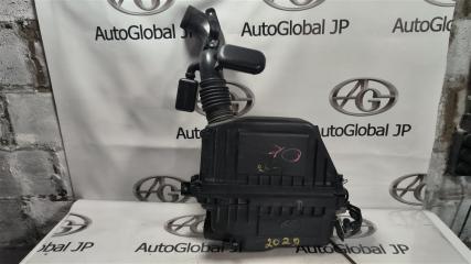 Корпус воздушного фильтра TOYOTA ESTIMA AHR20W 2AZFXE 4720128700 1 ракурс Корпус воздушного фильтра TOYOTA ESTIMA AHR20W 2AZFXE 4720128700 1 ракурс