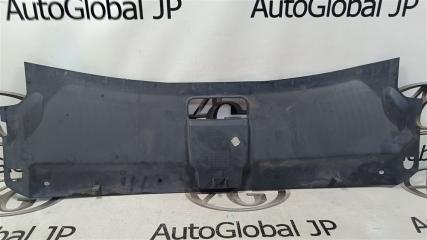 Защита замка капота AUDI Q3 8U CPSA 8U0807081B 2 ракурс