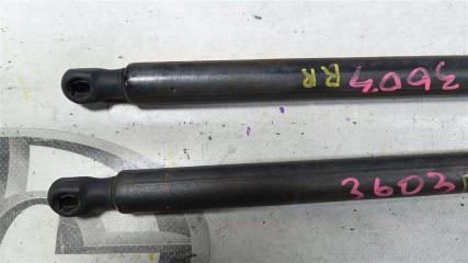 Амортизатор багажника AUDI Q3 8U CPSA 8U0827552B 3 ракурс