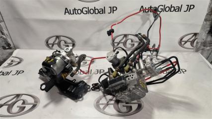 Главный тормозной цилиндр TOYOTA PRIUS ZVW51 2ZR-FXE 4727047030 1 ракурс