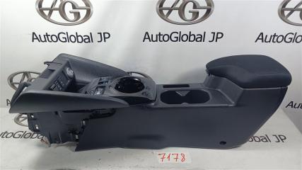 Бардачок между сиденьями NISSAN LEAF ZE1 EM57 969105SK2B 1 ракурс Бардачок между сиденьями NISSAN LEAF ZE1 EM57 969105SK2B 1 ракурс