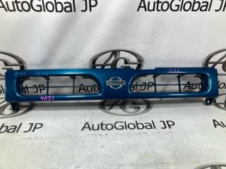 Запчасть Решетка радиатора  NISSAN MISTRAL 623100F025 Контрактный Год: 1995  Цвет: FK1