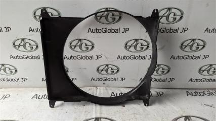 Диффузор радиатора SUZUKI ESCUDO TL52W J20A 1776177EA0 2 ракурс Диффузор радиатора SUZUKI ESCUDO TL52W J20A 1776177EA0 2 ракурс