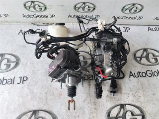 Главный тормозной цилиндр TOYOTA PRIUS ZVW55 2ZRFXE 4705047600 1 ракурс
