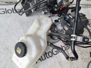 Главный тормозной цилиндр TOYOTA PRIUS ZVW55 2ZRFXE 4705047600 3 ракурс