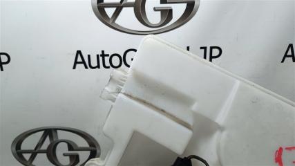 Бачок стеклоомывателя BMW X5 E70 N55B30A 61677161477 2 ракурс