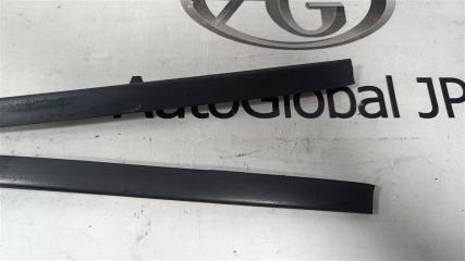 Молдинг лобового стекла AUDI Q7 4L CJTC 4L0854327 5 ракурс
