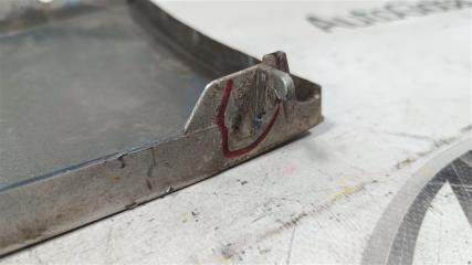Клык бампера правый задний TOYOTA PRIUS ZVW55 2ZRFXE 5256547010B0 3 ракурс Клык бампера правый задний TOYOTA PRIUS ZVW55 2ZRFXE 5256547010B0 3 ракурс