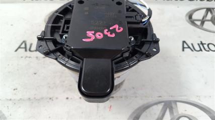 Мотор печки TOYOTA PRIUS ZVW50 2ZRFXE 8710358070 4 ракурс