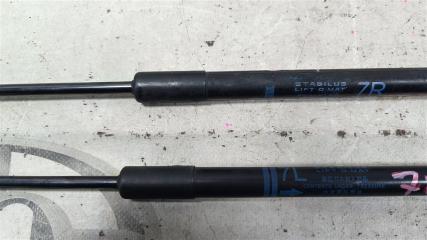 Амортизатор багажника TOYOTA PRIUS ZVW55 2ZRFXE 689500W850 3 ракурс