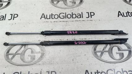 Амортизатор багажника TOYOTA VOXY ZRR85G 3ZRFAE 689500W600 1 ракурс Амортизатор багажника TOYOTA VOXY ZRR85G 3ZRFAE 689500W600 1 ракурс