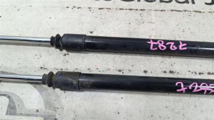 Амортизатор багажника TOYOTA VOXY ZRR85G 3ZRFAE 689500W600 4 ракурс Амортизатор багажника TOYOTA VOXY ZRR85G 3ZRFAE 689500W600 4 ракурс