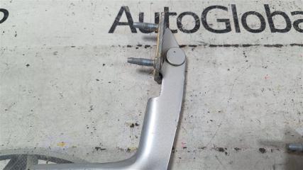 Петли 5-й двери TOYOTA VOXY ZRR85G 3ZRFAE 6882028040 5 ракурс Петли 5-й двери TOYOTA VOXY ZRR85G 3ZRFAE 6882028040 5 ракурс