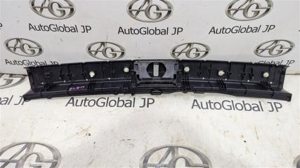 Накладка замка багажника LEXUS RX450H GYL16W 2GRFXE 5838748070C0 2 ракурс