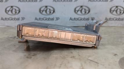 Блок управления efi TOYOTA LAND CRUISER UZJ100W 2UZFE 896616A282 3 ракурс