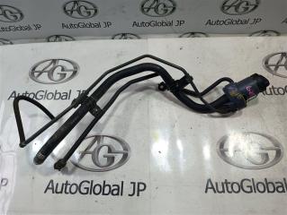 Горловина топливного бака TOYOTA CH-R ZYX10 2ZR-FXE 7720110230 1 ракурс Горловина топливного бака TOYOTA CH-R ZYX10 2ZR-FXE 7720110230 1 ракурс