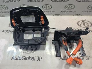Зарядное гнездо NISSAN LEAF ZE0 EM61 657013NA5A 2 ракурс Зарядное гнездо NISSAN LEAF ZE0 EM61 657013NA5A 2 ракурс