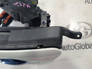 Зарядное гнездо NISSAN LEAF ZE0 EM61 657013NA5A 4 ракурс Зарядное гнездо NISSAN LEAF ZE0 EM61 657013NA5A 4 ракурс
