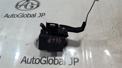 Блок abs NISSAN NOTE HE12 HR12DE 476601A13E 2 ракурс