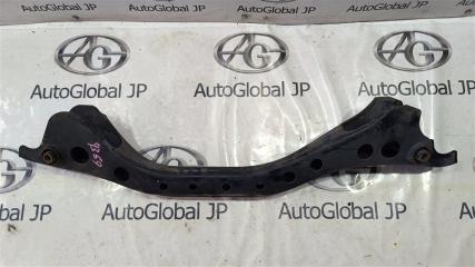 Балка поперечная передняя TOYOTA LAND CRUISER UZJ100W 2UZFE 4868060010 1 ракурс