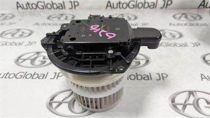 Мотор печки TOYOTA CH-R ZYX10 2ZR-FXE 8710358070 2 ракурс