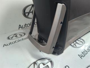 Бардачок между сиденьями TOYOTA HILUX SURF TRN215W 2TRFE 5891035010E0 3 ракурс Бардачок между сиденьями TOYOTA HILUX SURF TRN215W 2TRFE 5891035010E0 3 ракурс