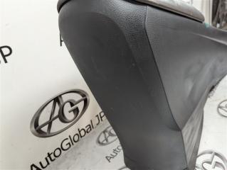 Бардачок между сиденьями TOYOTA CH-R ZYX10 2ZR-FXE 5891010040C3 4 ракурс Бардачок между сиденьями TOYOTA CH-R ZYX10 2ZR-FXE 5891010040C3 4 ракурс