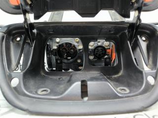 Зарядное гнездо NISSAN LEAF ZE0 EM61 657013NB5A 4 ракурс Зарядное гнездо NISSAN LEAF ZE0 EM61 657013NB5A 4 ракурс