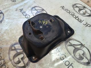 Крепление запаски TOYOTA LAND CRUISER PRADO KZJ90 1KZ-TE 5190860040 3 ракурс