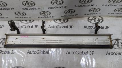 Запчасть Подножка  MITSUBISHI PAJERO MR335273 Контрактный Год: 1997   Состояние оценивайте по фото.
Сняты с контрактного авто, без пробега по России.  Кросс: MR335274