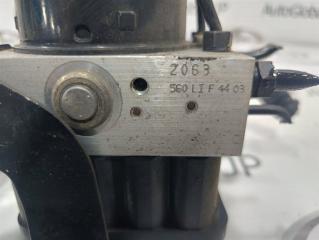 Блок abs AUDI TT 8N AUQ 8N0614517J 5 ракурс