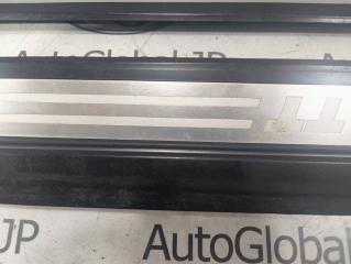 Порожек пластиковый AUDI TT 8N AUQ 8N8853491B 5 ракурс