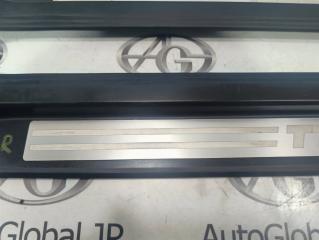 Порожек пластиковый AUDI TT 8N AUQ 8N8853491B 4 ракурс