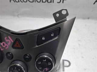 Блок управления климат-контролем Chevrolet Aveo T300 F16D4 42344694 5 ракурс