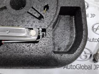 Ящик под инструменты AUDI TT 8N AUQ 8N0012109J 5 ракурс