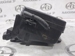 Блок предохранителей под капот NISSAN LEAF ZE0 EM61 2438840F00 3 ракурс