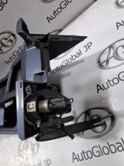 Бардачок между сиденьями NISSAN Terrano TR50 ZD30DDTI 969112W100 2 ракурс Бардачок между сиденьями NISSAN Terrano TR50 ZD30DDTI 969112W100 2 ракурс