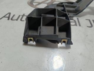 Крепление бампера заднее AUDI TT 8N AUQ 8N0807458A 2 ракурс