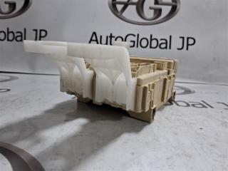 Блок предохранителей LEXUS nx200 ZGZ10 3ZRFAE 8922178010 3 ракурс