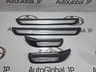 Запчасть Порожек пластиковый  AUDI Q5 8R0853373A,8R0853374A, 8R0853375A, 8R0853376A Контрактный Год: 2013   Состояние оценивайте по фото.
Сняты с контрактного авто, без пробега по России.