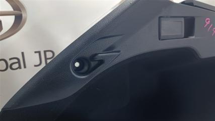 Обшивка багажника левая задняя TOYOTA COROLLA ZWE214 2ZRFXE 6474012490C1 3 ракурс
