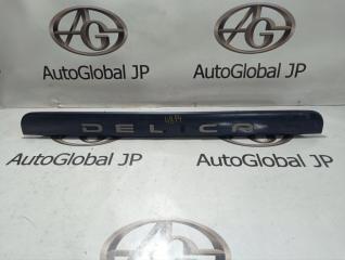 Накладка 5-й двери MITSUBISHI DELICA PE8W 4M40 MR162766 1 ракурс
