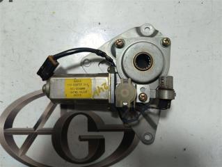 Мотор стеклоподъемника левый передний NISSAN SAFARI VRGY60 TD42 8073105J05 1 ракурс