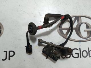Датчик корректора фар правый задний TOYOTA CALDINA ST246 3SGTE 8940721020 5 ракурс