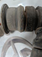 Подушка кузова TOYOTA HILUX SURF TRN215W 2TRFE 5220135100 5 ракурс