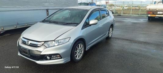Двигатель HONDA INSIGHT ZE3 LEA 11000RTW800 2 ракурс