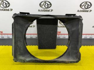 Диффузор радиатора NISSAN SAFARI VRG160 SD33 21476C6010 1 ракурс