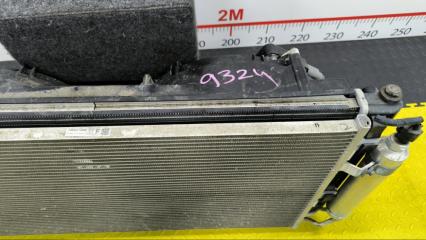 Радиатор основной NISSAN LEAF ZE0 EM61 214103NA0A 2 ракурс